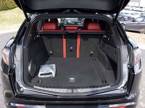 Used 2024 Alfa Romeo Stelvio Veloce image 51