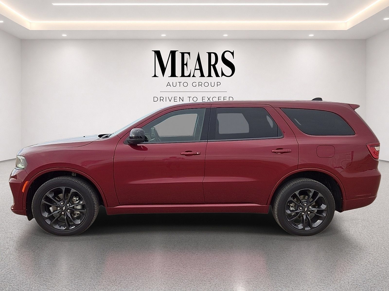 Used 2025 Dodge Durango GT AWD/4WD image 2