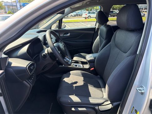 Used 2020 Hyundai Santa Fe SE AWD/4WD image 9