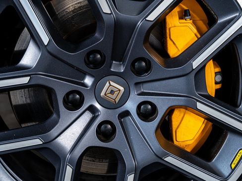 Used 2022 Rivian R1T Launch Edition image 11