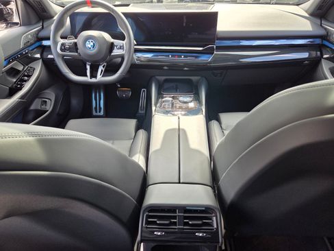 New 2025 BMW i5 M60 w/ Premium Package AWD/4WD image 13