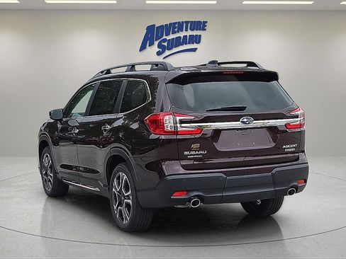 Used 2025 Subaru Ascent Touring w/ Popular Package #2 AWD/4WD image 8