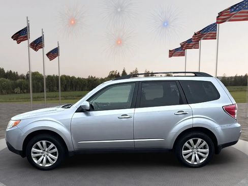 Used 2012 Subaru Forester 2.5X Premium w/ All-Weather Pkg AWD/4WD image 5