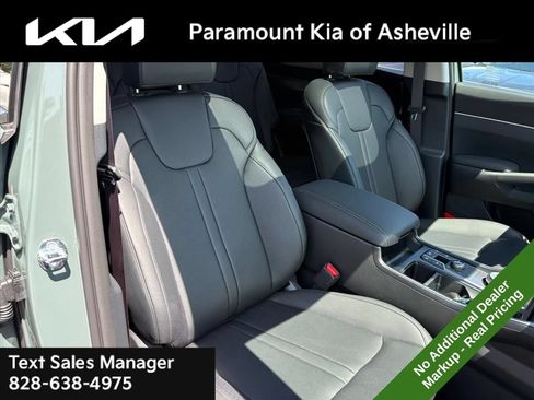 New 2026 Kia Sorento EX w/ EX Premium Package AWD/4WD image 21