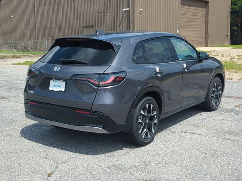 Used 2026 Honda HR-V EX-L image 4