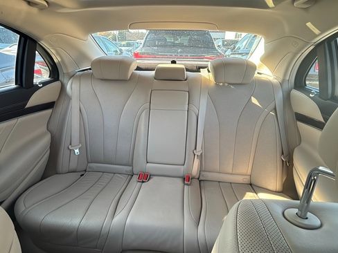 Used 2019 Mercedes-Benz S 450 Sedan image 6
