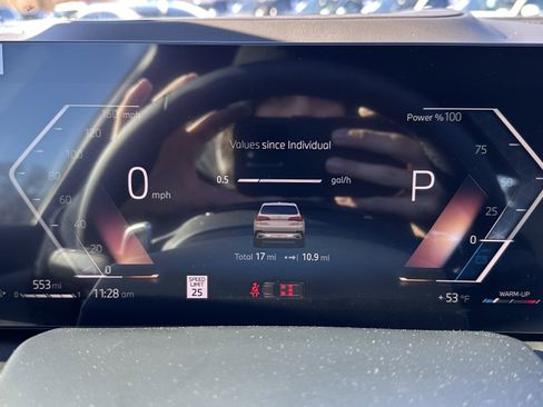 Used 2026 BMW X5 xDrive40i w/ Premium Package image 21