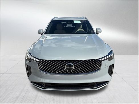 New 2026 Volvo XC90 B6 Plus w/ Protection Package Premier image 2