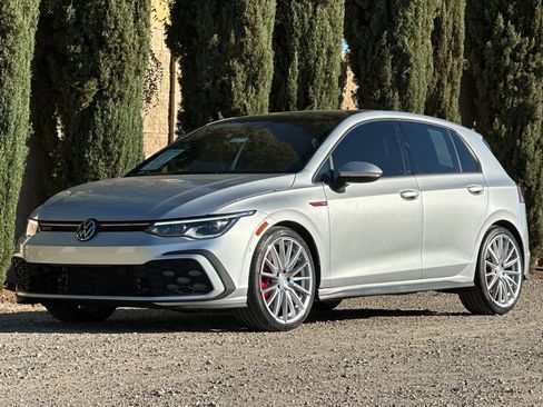 Certified 2022 Volkswagen GTI Autobahn image 8