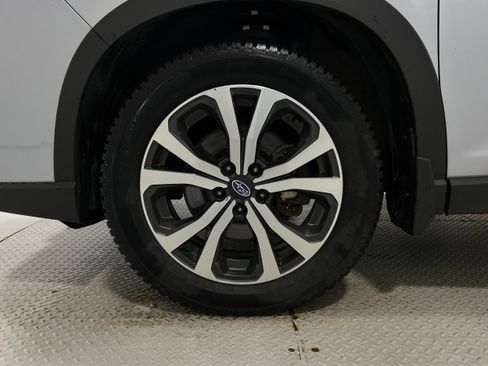 Used 2020 Subaru Forester Limited AWD/4WD image 39