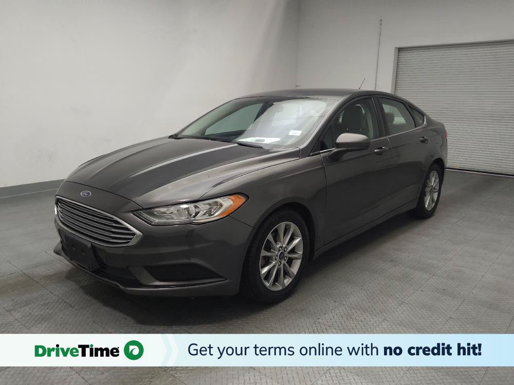 Used 2017 Ford Fusion SE w/ Fusion SE Technology Package FWD image 1