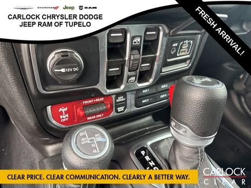 Used 2025 Jeep Wrangler Unlimited Rubicon 4xe w/ Convenience Group image 22