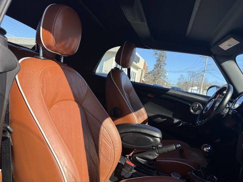 Used 2016 MINI Cooper S image 25