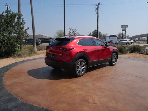 Used 2024 MAZDA CX-30 AWD 2.5 S w/ Premium Package image 2