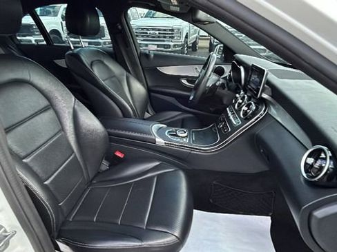 Used 2018 Mercedes-Benz C 300 Sedan image 11