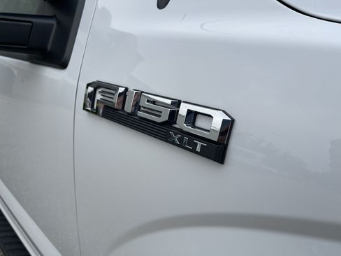 Used 2019 Ford F150 XLT w/ Equipment Group 302A Luxury AWD/4WD image 26