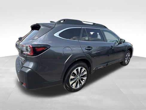 Used 2023 Subaru Outback Limited XT AWD/4WD image 13