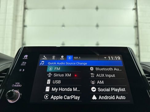 Used 2024 Honda Odyssey Sport image 27