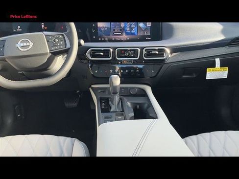 New 2026 Nissan Sentra SL w/ Floor Mat Package FWD image 27