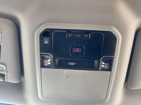 Used 2022 Toyota Tundra SR5 image 26