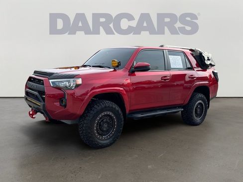 Used 2024 Toyota 4Runner SR5 RWD image 3