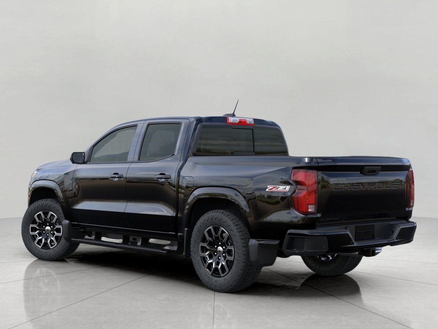 Used 2026 Chevrolet Colorado Z71 w/ Technology Package AWD/4WD image 3