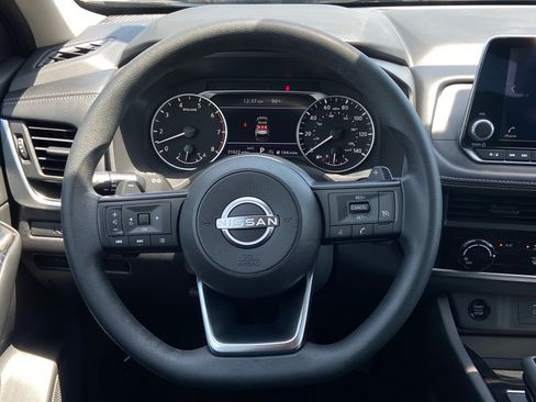 Used 2024 Nissan Rogue S AWD/4WD image 14