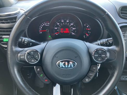 Used 2015 Kia Soul ! w/ Sun & Sound Package image 18