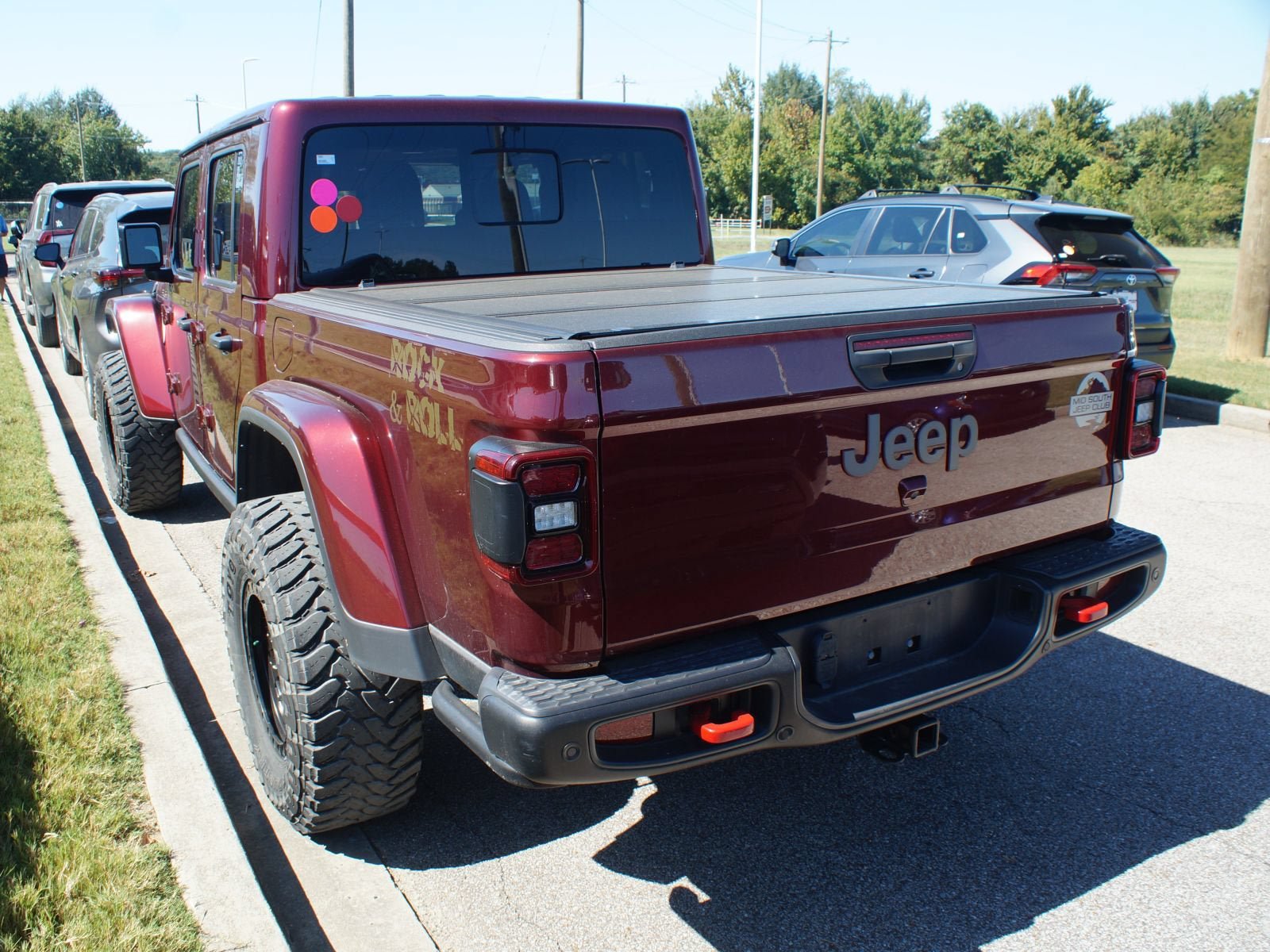 Used 2021 Jeep Gladiator Rubicon AWD/4WD image 3