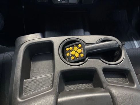 Used 2020 GMC Sierra 2500 SLE w/ SLE Convenience Package image 16