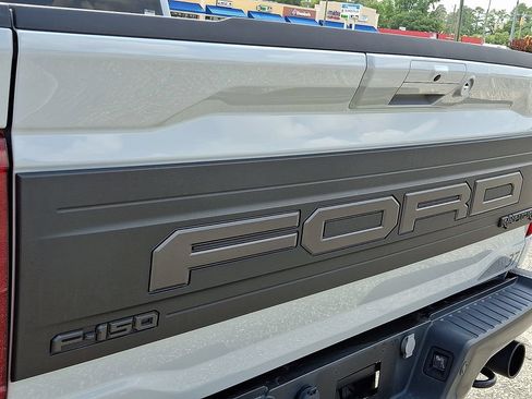 Certified 2023 Ford F150 Raptor w/ Raptor 37 Performance Package AWD/4WD image 30