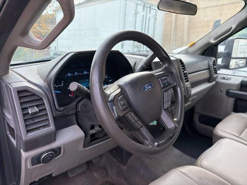 Used 2020 Ford F450 XL w/ Power Equipment Group image 13