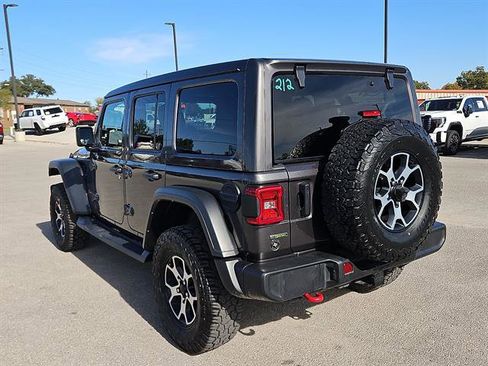 Used 2021 Jeep Wrangler Unlimited Rubicon image 3