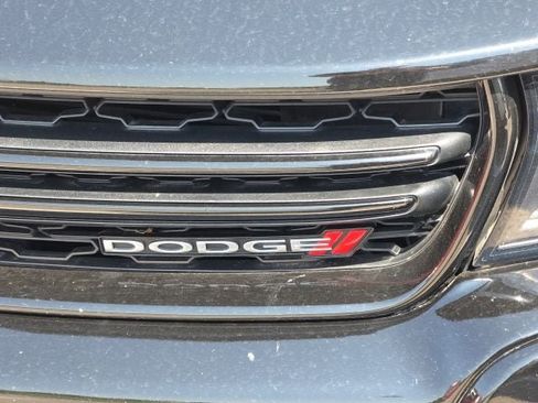 Used 2019 Dodge Charger SXT RWD image 9