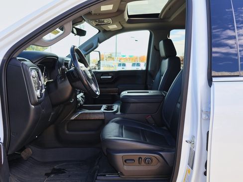 Used 2021 GMC Sierra 3500 Denali w/ Denali Ultimate Package image 8
