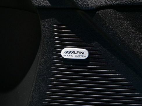 Used 2016 Dodge Challenger R/T Plus RWD image 20