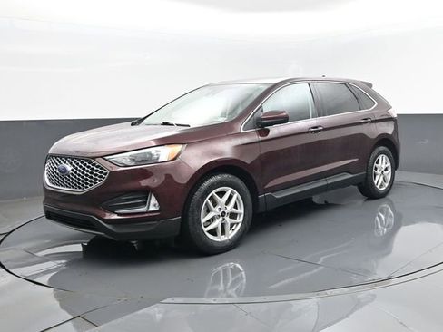 Used 2023 Ford Edge SEL w/ Convenience Package AWD/4WD image 2