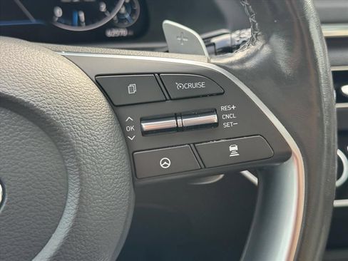 Used 2023 Hyundai Sonata Limited w/ Preferred Accessory Package FWD image 18
