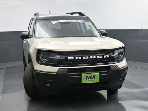 New 2025 Ford Bronco Sport Outer Banks w/ Outer Banks Tech Package+ AWD/4WD image 35