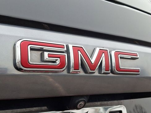 Used 2022 GMC Yukon AT4 image 31