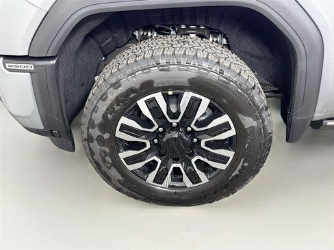 New 2026 GMC Sierra 3500 Denali Ultimate AWD/4WD image 25