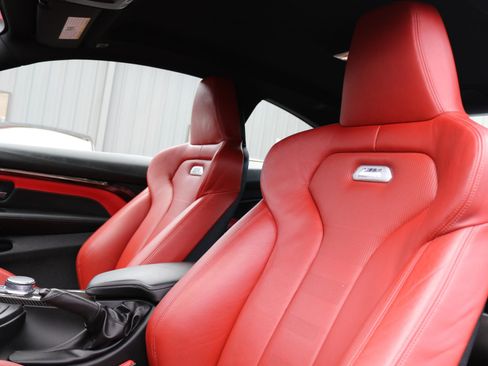 Used 2020 BMW M4 Competition w/ Competition Package RWD image 16