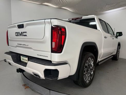 Used 2024 GMC Sierra 1500 Denali Ultimate AWD/4WD image 7