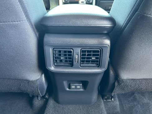 Used 2024 Toyota RAV4 XLE FWD image 44