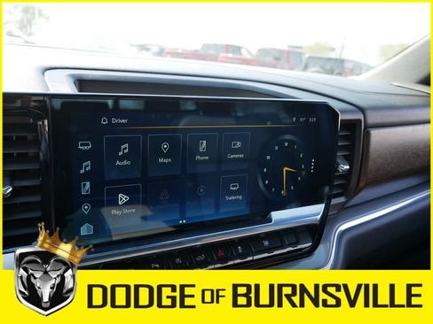 Used 2024 Chevrolet Silverado 1500 High Country w/ High Country Premium Package AWD/4WD image 22