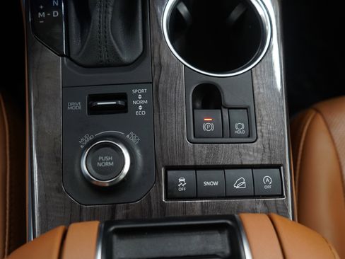 Used 2021 Toyota Highlander Platinum AWD/4WD image 24