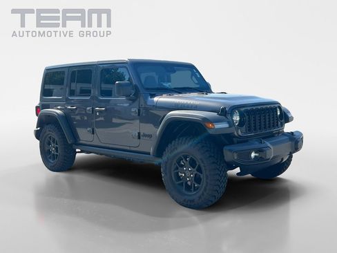 Used 2025 Jeep Wrangler Unlimited Sport AWD/4WD image 1