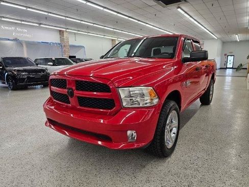 Used 2014 RAM 1500 Express AWD/4WD image 2