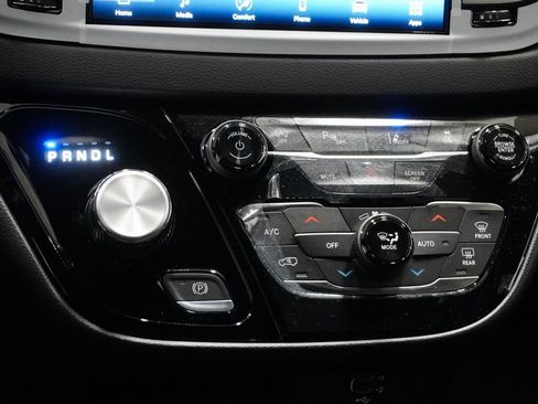 New 2026 Chrysler Voyager LX image 26