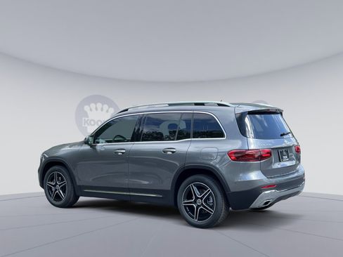 New 2026 Mercedes-Benz GLB 250 4MATIC image 8